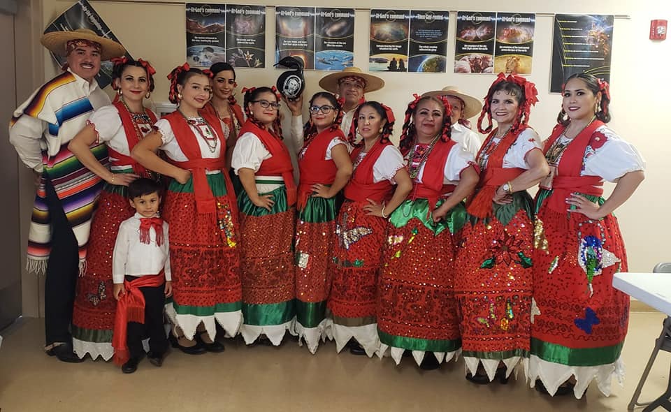 Convocan a bailarines para clases de baile folklorico gratuito El Popular